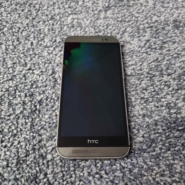 HTC One M8